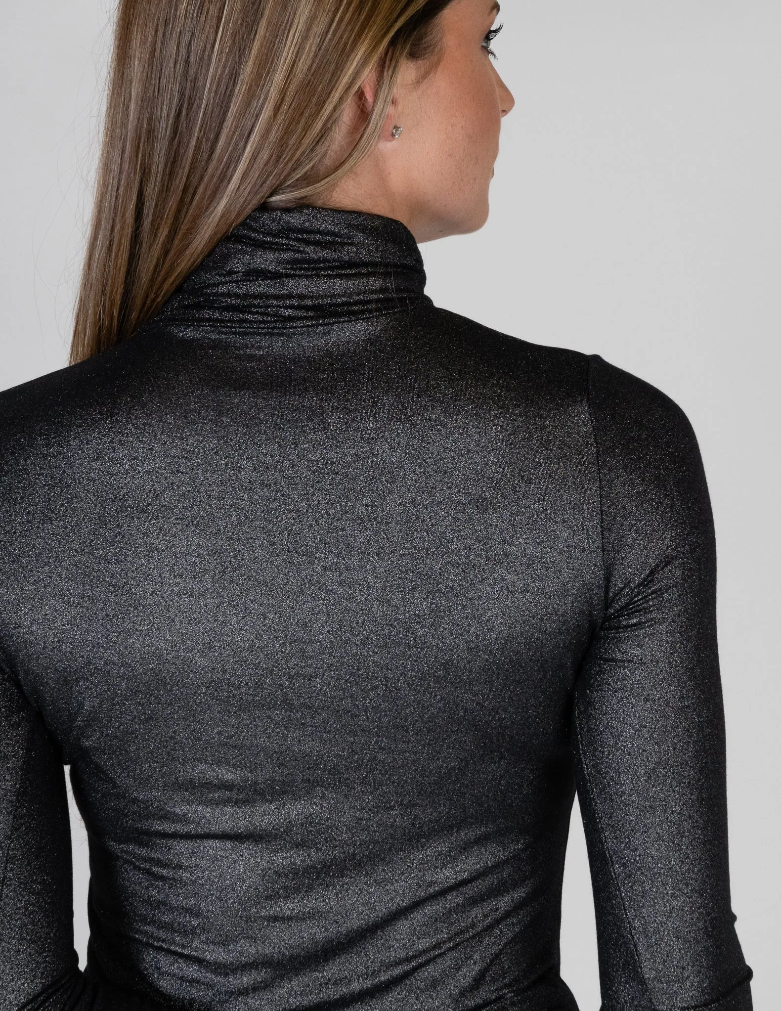 Majestic Metallic Long Sleeve Turtleneck in Metal Black